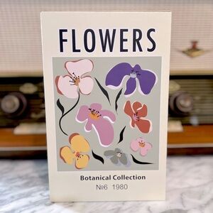 ✨NEW🌼Target Bullseye Playground 2024 Spring Ivory Flowers Book Box📚